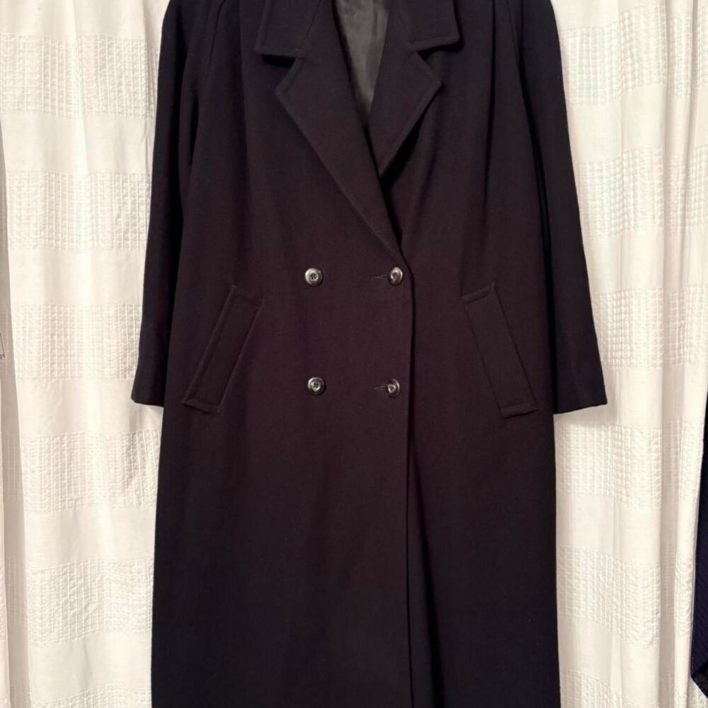 Women's Black wool overcoat Coat lined Made in the U.K.  2X